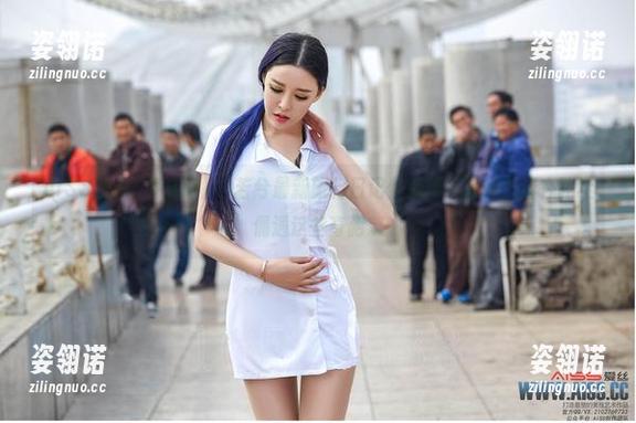 AISS爱丝(黄金版) - 若兮最新旅行日记作品集，瞧她怎样在路上偶遇这些奇葩。