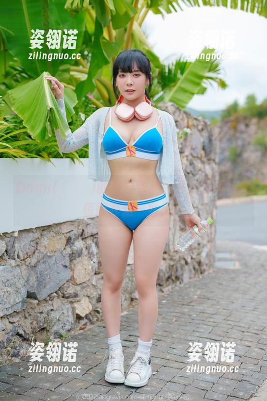 Dami(퀸다미)的写真作品：可爱到不行，值得收藏一整天！