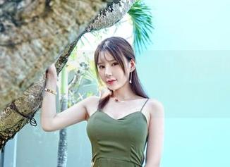 Feilin嗲囡囡 – 史雯Swan穿体操服的日常：这是个免费图集，你敢不看嘛！