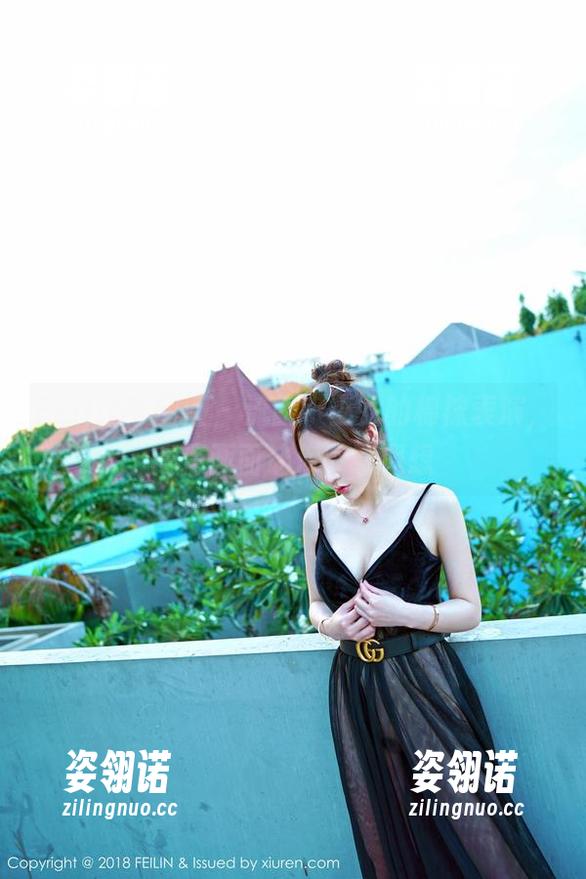 Feilin嗲囡囡-流氓小巫女 Feilin嗲囡囡 - 流氓小巫女的棉袜表演,高清画面让你肆意遐想