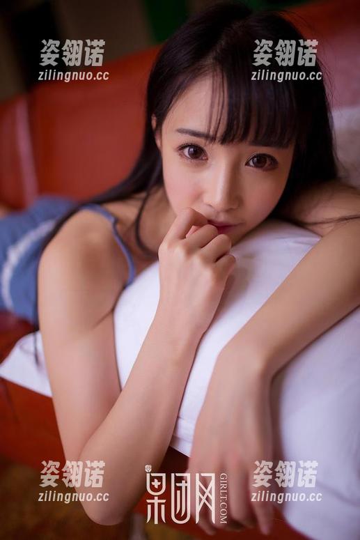 GIRLT果团网-龚玥菲 GIRLT果团网 - 就这样看着龚玥菲,我思维都停住了,黑丝太犯规了吧。