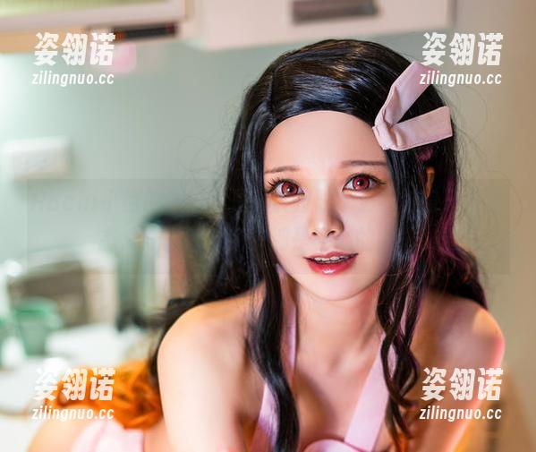 Hachi小芭 Hachi小芭的私拍才是真实反映,渡我被身子的姿态,好像每个细节都是精心的安排。