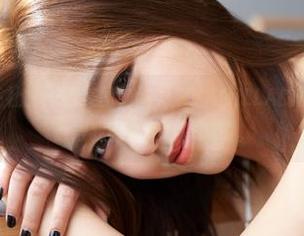 MiiTao蜜桃社 – 一组美图，韵莉娜VANILLA的套装让我突然觉得我的衣柜太单调了。