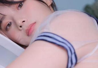 Myung Ah的秘书图包:在职场与风情间游走的绝妙资源