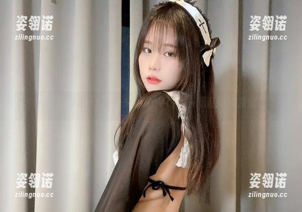当Sira(시라)遇上PureMediaVol，一场私拍的视觉乱斗。