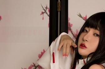 Tiny Asa的红忍者写真合集:点滴神社少女的日常调皮录