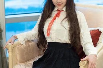 TuiGirl推女郎 – 李丽莎的双马尾写真全套，超想把这马尾拽来一圈！