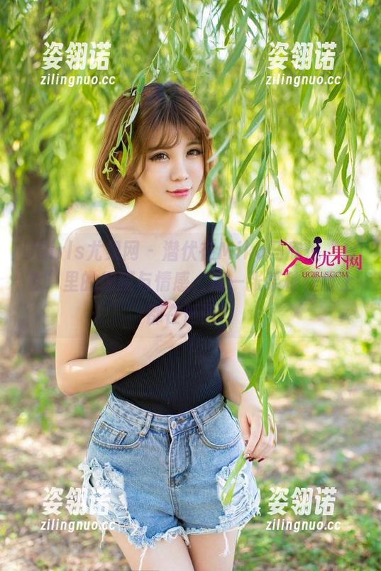 UGirls尤果网-Miko马欣悦 UGirls尤果网 - 潜伏在Miko马欣悦“白色”里的细腻与情感,每一张某种程度上都在低语?