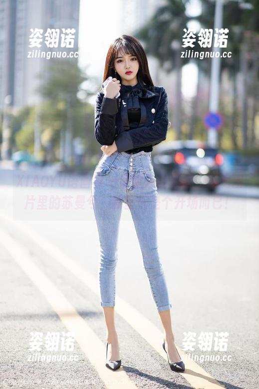 XIAOYU语画界-苏曼兮 XIAOYU语画界 - 课堂外的精彩,私房图片里的苏曼兮,教室只是个开场而已!