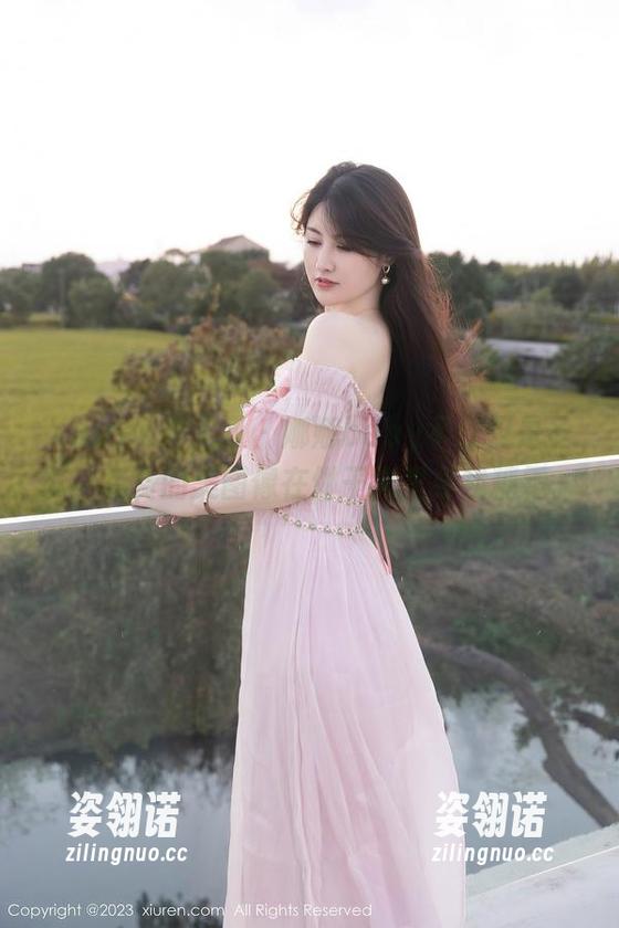Xiuren秀人网-娜娜baby Xiuren秀人网 - 娜娜baby不仅仅是圣诞,免费的美图像在饼干盒里寻找糖霜。