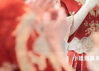 Xiuren秀人网 – 在肉晴MINI的精选写真中,秘密或许不仅仅是文字能说清的事