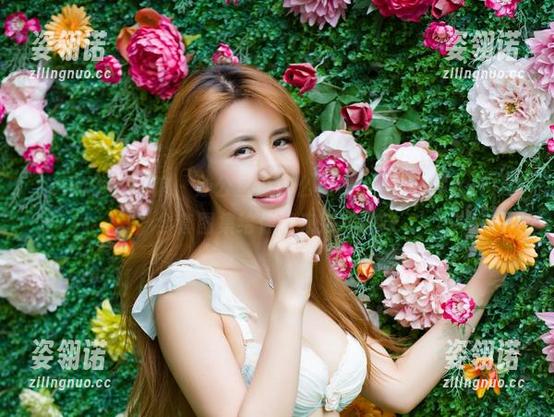 YouWu尤物馆-孟狐狸FoxYini YouWu尤物馆 - 办公室没那么严肃,孟狐狸FoxYini全套图集给你带来别样趣味