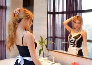 pans – 圣诞?在线图集里,安妮给你来点反差萌!