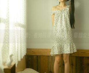 rua阮阮的写真集:看她授课、讲道理、萌翻众生!