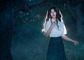 Wendy的油亮写真:那层光泽让人不禁想摸一把啊!