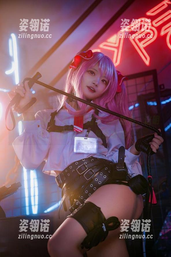 伊喵君_Nya 伊喵君_Nya最新作品集——巫恋,这明日方舟的设定也是哈哈哈。