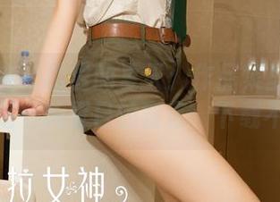 克拉女神 – 孟君的夏天：作品集里的每一张都是一种夏日的宣言，下载不亏！