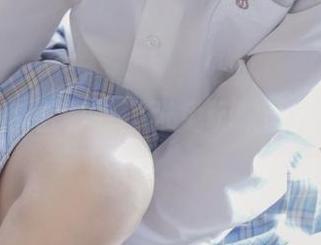 一件粉色衬衫,两张兔玩映画给力写真