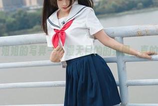 兔玩映画大姐姐的写真——漫无目的的氛围,真的有必要呢?