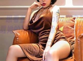 嗲囡囡 – 想看芷儿Momoko在户外翻跟头?来下载她的写真集,保准给你不少乐子!