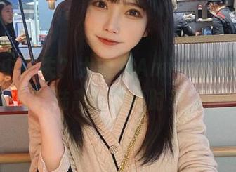 在校服中迷失?大肉丸Amiee的图包,带来光怪陆离的青春时光旅行!