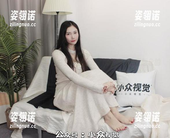 小众视觉-兰兰 小众视觉 - 看!兰兰的无圣光白色原图,比我想象的还真实。