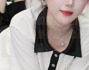 小众视觉 – 小苏菲的旗袍美图,尽管看起来像在穿越,都是免费的,心里一阵阵窃喜。