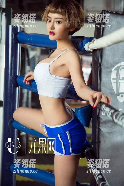 尤果网-琳丽 尤果网 - 琳丽这套白色写真,沉淀了一些深意,但下载前我自问茶几还满不满……