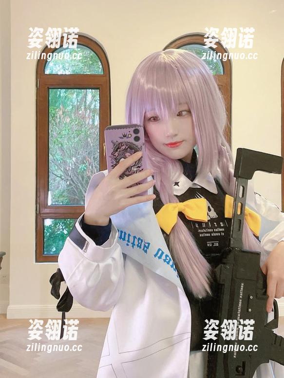弥美Mime 换身角色,弥美Mime的作品开启她的“秘密”cos之旅。