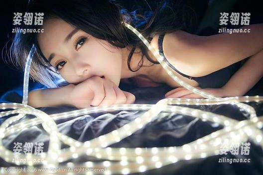 推女神-可乐Vicky 推女神 - 一张原图,背后隐藏了可乐Vicky学姐的几分懒散?