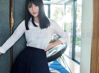 推女郎 – Lina的旗袍挑战,图片里藏着怎样的资源?