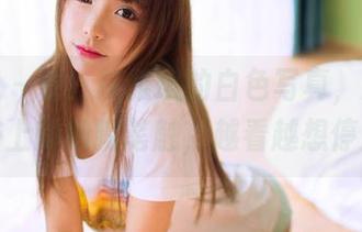 果团网 – 看!莫雅琪的白色写真,就像是白布上的细腻笔触,越看越想停留。