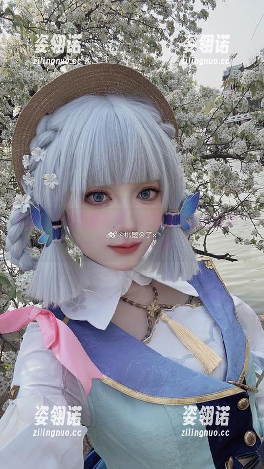 桃墨公子 桃墨公子的温柔写真,心底那根弦就被弹了一下,真叫人疼。
