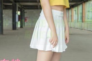 梦丝女神 – 美图更新！晓晓化身蕾丝女仆，厨房忙成一团？
