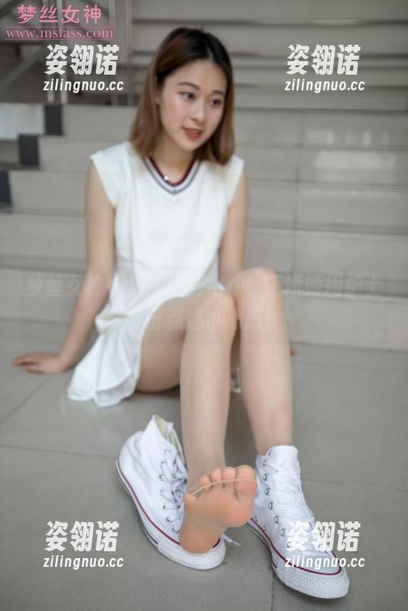梦丝女神-王娇娇 梦丝女神 - 套图新鲜出炉,王娇娇用护士身份点燃小心思!