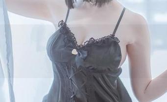 这图包里的樱井小莜,甘雨圣诞礼物惹得我一阵想象?