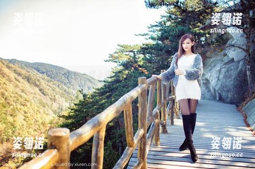 爱蜜社-程小烦不烦 爱蜜社 - 不负青春,程小烦不烦的校园写真集上线,快来下载体会那点小烦恼!