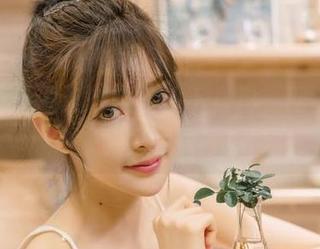 王羽杉:尝试在天台留下身影,网盘里却成了我的展厅!