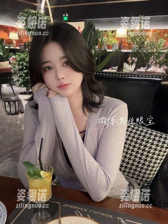 眼酱大魔王w 让短裙永不下线,直接下载眼酱大魔王w的网盘吧!