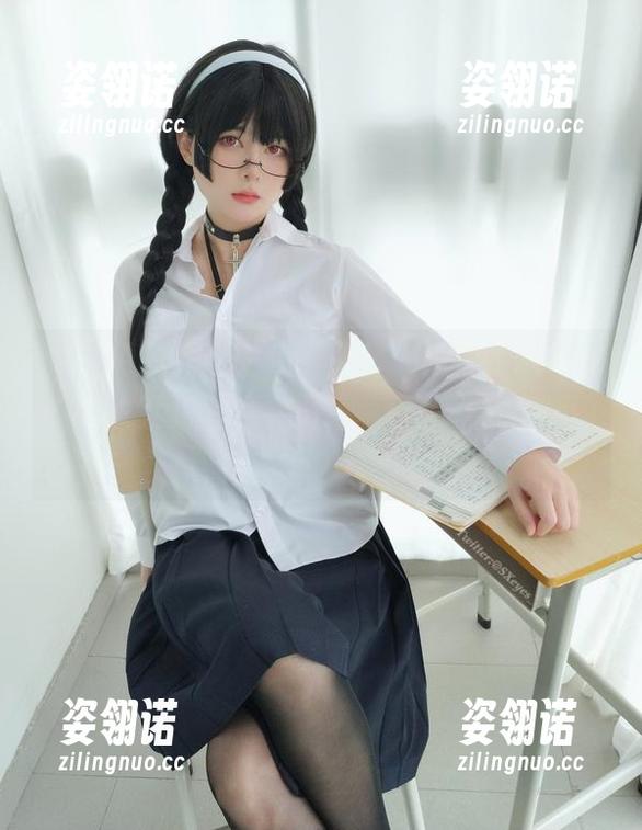 眼酱大魔王w 随便看几眼就上瘾,眼酱大魔王w2018年眼眼五月六月会员写真资源竟然会踩中你的心。