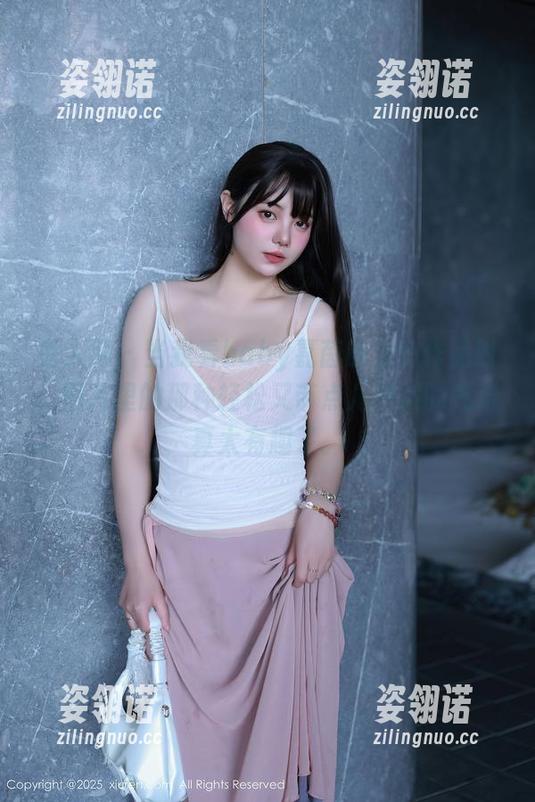 秀人网-baby嘉茵 秀人网 - 当我看baby嘉茵的女仆作品时,图片里的那种轻松又带点儿撩拨的气息真太有趣了。