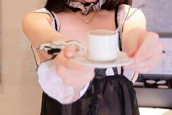 秀人网 – 南湘baby的吊带写真,免费就放飞自我,是我懂得她的真谛