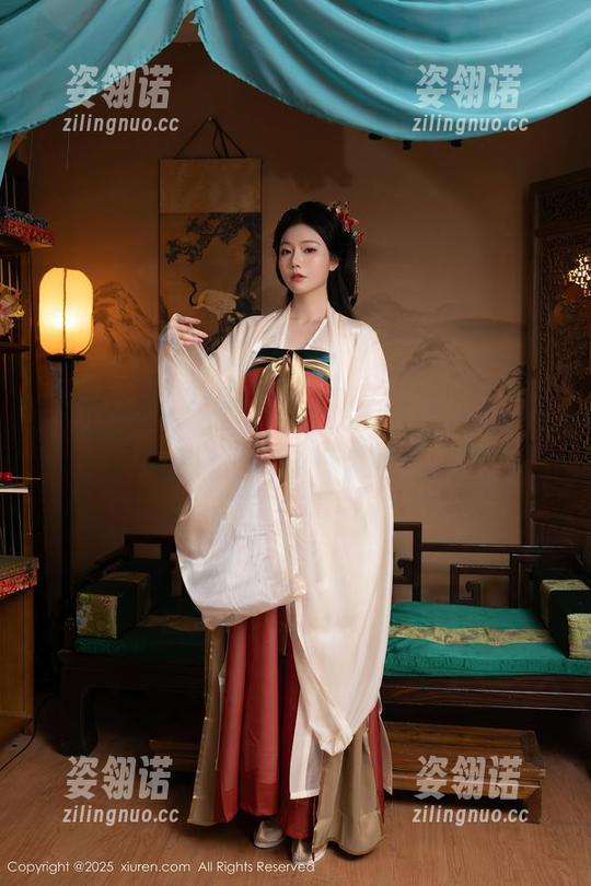 秀人网-王俪丁 秀人网 - 王俪丁和服的资源,穿一次裁缝师得给我的扑通声开个腰围大会。