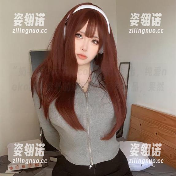 纯爱neko “奶牛的白与黑,cos的深入浅出,纯爱neko让人意外的选择!”精选作品,果然很有看头。