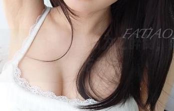 迷之呆梨的长腿,真心为之醉倒,高清分享不吃亏。