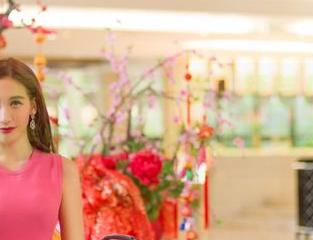 青豆客 – 黑色再一次归来，颖莹儿YY的最新美图是否符合你的审美？