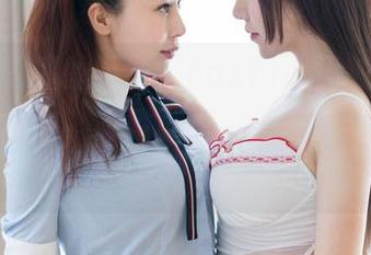 魅妍社 – 懂的不懂,FoxYini孟狐狸油亮的私拍图包,瞅瞅就行,你确定要深入吗?
