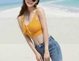 魅妍社 – 无聊资源推荐：陆金佳Jessica眼镜写真，玩玩就好。